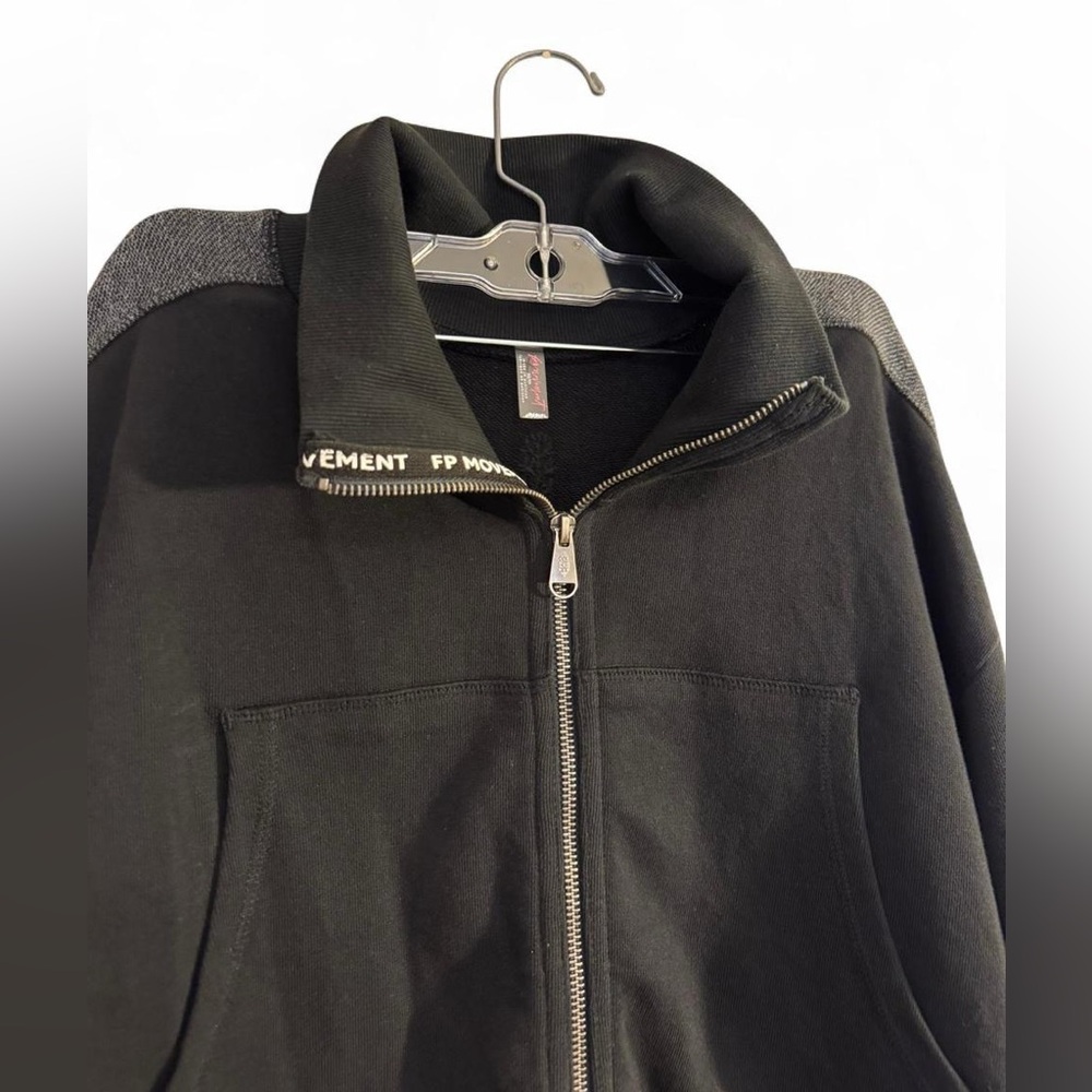 FP Movement Black High Jump Oversize Terry Zip-Up Track Jacket XS - Picture 8 of 16